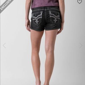 Teyla Stretch Short -Rock Revival